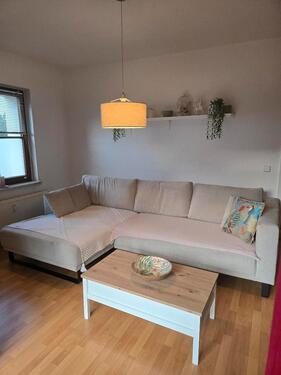 Foto - Helle, gut geschnittene Wohnung mit EK in ruhiger Lage