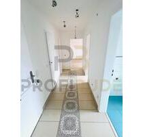 *PROVISIONSFREI* Helle 2,5-Zimmer-Wohnung Balkon, Einbauküche & Gäste-WC in Essen-Bredeney