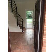 2ZKBB mit separaten Eingang - 750,00&nbsp;EUR Kaltmiete, ca.&nbsp; 75,00&nbsp;m&sup2; in Gütersloh (PLZ: 33332) Kattenstroth