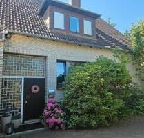 Zweifamilienhaus mit großem Garten und vielseitiger Nutzung - Emmerthal