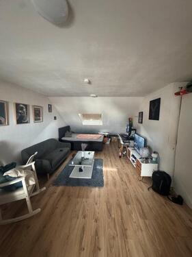 Foto - Gemütliche Dachgeschoß-Wohnung im Herzen von Kamp-Lintfort zu vermieten!