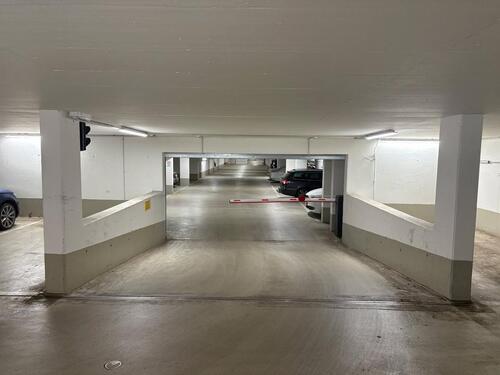 Foto - Motorrad-Stellplatz in Tiefgarage