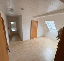 Dachgeschosswohnung zu vermieten - Witzenhausen Hundelshausen