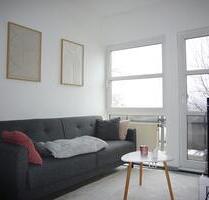Niedliche Dachgeschosswohnung mit Balkon & Einbauküche in Siegen