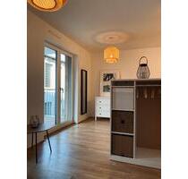 Vollmöblierte Luxus-1-Zimmer-Wohnung mit Balkon und Einbauküche - Frankfurt am Main Gallus