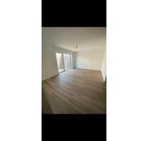 Exklusive 2,5-Zimmer-Wohnung mit Terasse und EBK in Öhringen