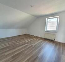 Helle 2-Zimmer-Dachgeschosswohnung mit Stellplatz - Rietberg