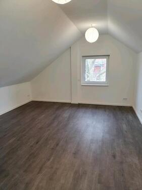 Foto - 1.5 Zimmer Dachgeschoßwohnung in Sankt Leon-Rot