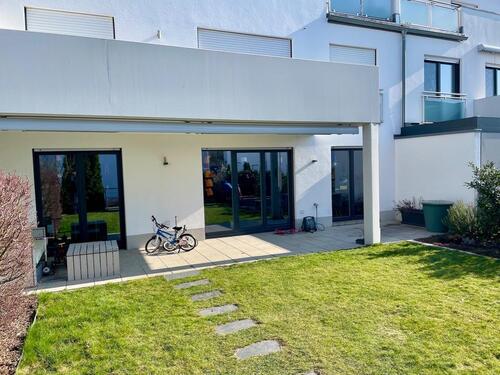 Foto - 4-Zimmer-EG-Wohnung (BJ2013), Terrasse und Garten in zentraler La