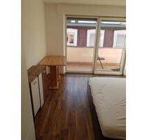 WG Zimmer in 3er WG - 460,00&nbsp;EUR Kaltmiete, ca.&nbsp; 70,00&nbsp;m&sup2; in Nürnberg (PLZ: 90449) Gebersdorf