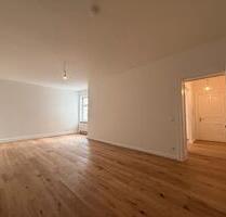 Erstbezug nach Renovierung: Ruhiges Altbau-Juwel mit 3 Zimmern - Berlin Mitte