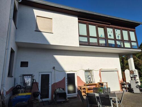 Foto - 7 Zimmer Mehrfamilienhaus, Wohnhaus in Reiskirchen