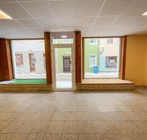 Attraktive Gewerbefläche in bester Lage von Lößnitz zu vermieten!