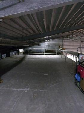 Foto - Parkplatz Garage Lager Stellplatz Kfz Wohnmobil Hausrat Ware