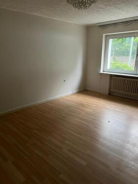 Foto - Zentrale 2-Zimmer-Wohnung mit Potenzial – ab sofort verfügbar