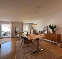 Wunderschöne 3-Zimmerwohnung mit Balkon und Garagenstellplatz - Kirchheim unter Teck