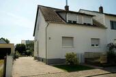 Foto - Doppelhaushälfte in BrühlBaden - 690.000,00&nbsp;EUR Kaufpreis, ca.&nbsp; 140,00&nbsp;m&sup2;