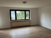 Foto - Schöne 3-Zimmer Wohnung mit Garage in grüne ruhige Lage