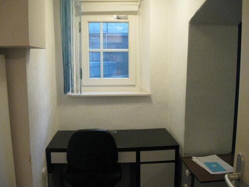 Foto - KLEINES MÖBLIERTES 1-ZIMMER APPARTEMENT FÜR STUDENTSTUDENTIN