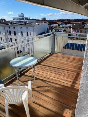 Foto - 23554 Lübeck, gemütliche komplett möblierte 1-Zi-DG-Wohnung