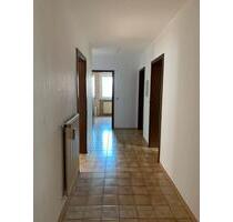 4-Zimmerwohnung mit Balkon und Garage - Giebelstadt