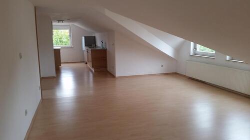 Foto - Wohnung zu vermieten EBK BadDusche