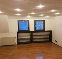 Maisonette Wohnung mit Einbauküche und 20m2 Dachterrasse - Krefeld