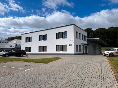 Foto - Moderne Bürofläche 164 m² in Wetzlar – Neubau, Glasfaser, Klima, Stellplätze