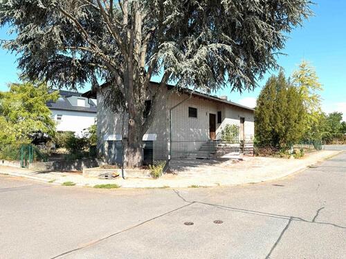 Foto - GINSHEIM - EINFAMILIENHAUS MIT DOPPELGARAGE UND TOLLEM GARTEN