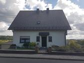 Foto - Mietwohnung, 2 Zi, Küche, Bad, Abstellraum, Balkon, Garten