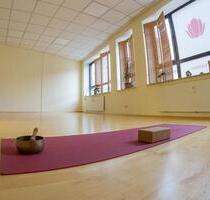 Raum für Coaching Yoga Praxis - 30,00 EUR Kaltmiete, in Oberursel (Taunus) (PLZ: 61440)