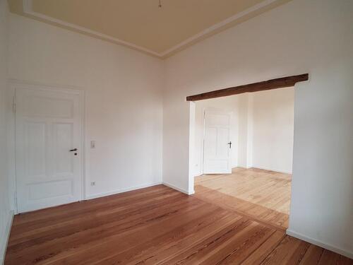 Foto - 4-Zimmer Wohnung mit großem Balkon in St. Ingbert. Sehr stilvoll!