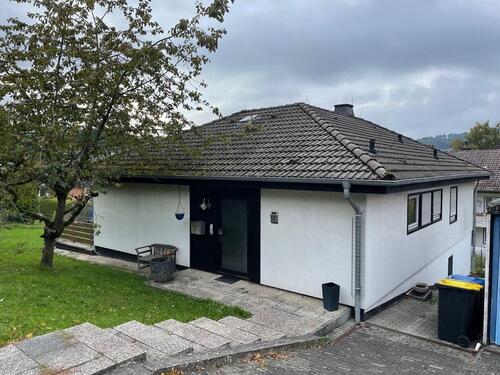 Foto - Gepflegtes Einfamilienhaus mit großem Garten