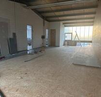 100qm Gewerbe LOFT Wohnung Atelier Büro Bad Küche - Frankfurt am Main Bonames