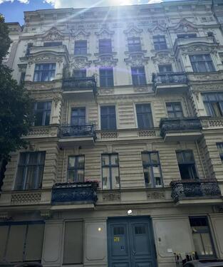 Foto - Großzügige 3,5-Zimmer-Altbauwohnung im charmanten Stephankiez