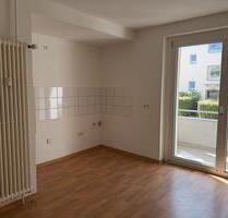 Helle 2 Zimmer Wohnung mit Balkon in Mühlheim Holthausen - Mülheim an der Ruhr Menden-Holthausen