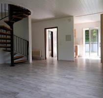 Maisonette Wohnung im Wald - 480,00&nbsp;EUR Kaltmiete, ca.&nbsp; 70,00&nbsp;m&sup2; in Marktleugast (PLZ: 95352)