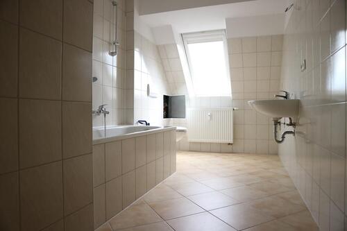 Foto - 3 Zimmer Dachgeschoßwohnung zur Miete in Chemnitz