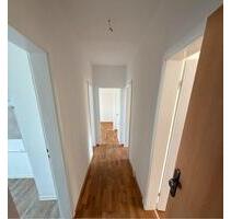 Erstbezug nach Renovierung – moderne 4-Raum-Wohnung in Triptis