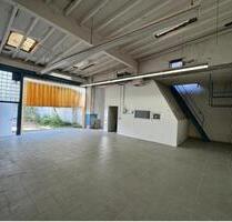 Gewerbehalle Lager Raum zu vermieten Neuss nahe Düsseldorf