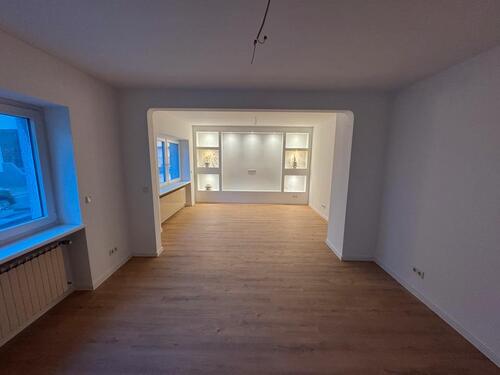 Foto - Sanierte 3,5 ZKB ELW mit Terrasse & Einbauküche