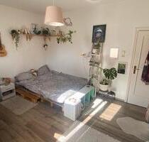 15 m^2 Zimmer in 7er WG mit Terrasse und Garten - Oldenburg Bloherfelde