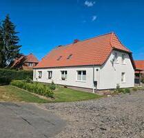 Landhaus mit zwei Wohneinheiten, Scheune & 12.141 m² Grundstück - Woldegk