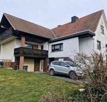 Einfamilienhaus mit 2 Wohneinheiten - Hatzfeld (Eder)