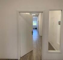 Moderne Büro Büros zu Mieten, Nähe Flughafen - Raunheim