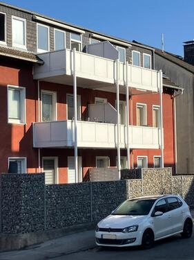 Foto - 3-Zi.Wohnung mit Einbauküche,Balkon-event. Tiefgarage