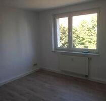 3-Raum Wohnung im Zentrum Ehst - 750,00&nbsp;EUR Kaltmiete, ca.&nbsp; 85,00&nbsp;m&sup2; in Eisenhüttenstadt (PLZ: 15890)