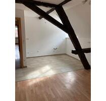 2Zi-DG Wohnung in Langquaid am Marktplatz zu vermieten.