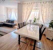 Helle 3,5-Zimmer Erdgeschosswohnung - Ludwigsburg