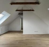 Erstbezug nach Sanierung, Reihenhauswohnung für 2-3 Personen - Hamburg Altona